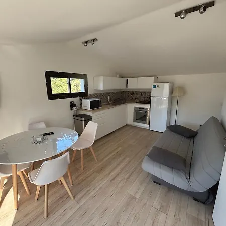 En Duplex - Climatisee - Jardin - Parking - Proche De La A 度假居 *