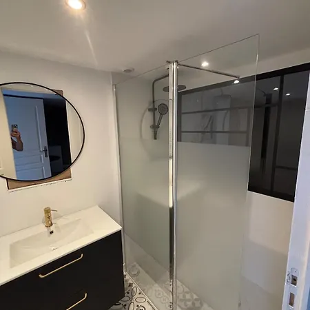 En Duplex - Climatisee - Jardin - Parking - Proche De La A Feriehus